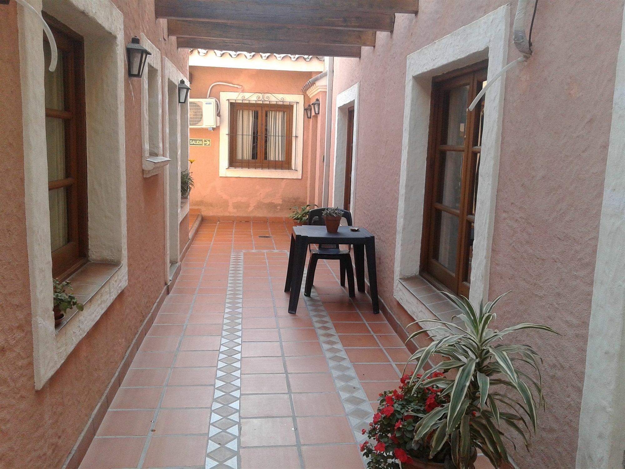 Hostal Terrazas Del San Bernardo ซัลตา ภายนอก รูปภาพ